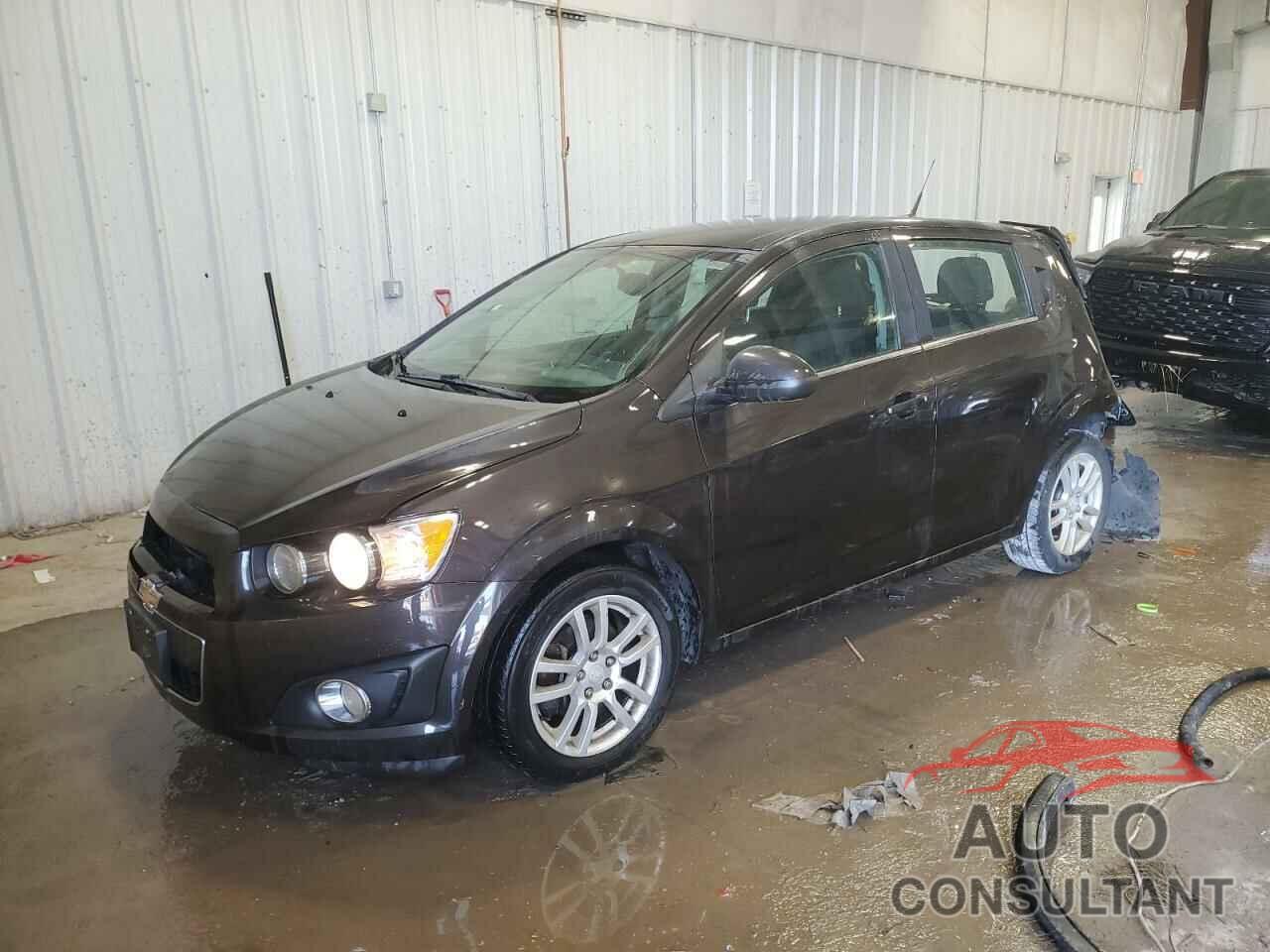 CHEVROLET SONIC 2014 - 1G1JC6SH9E4127422