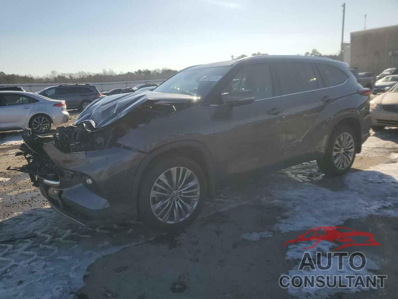 TOYOTA HIGHLANDER 2022 - 5TDFZRBH2NS170551