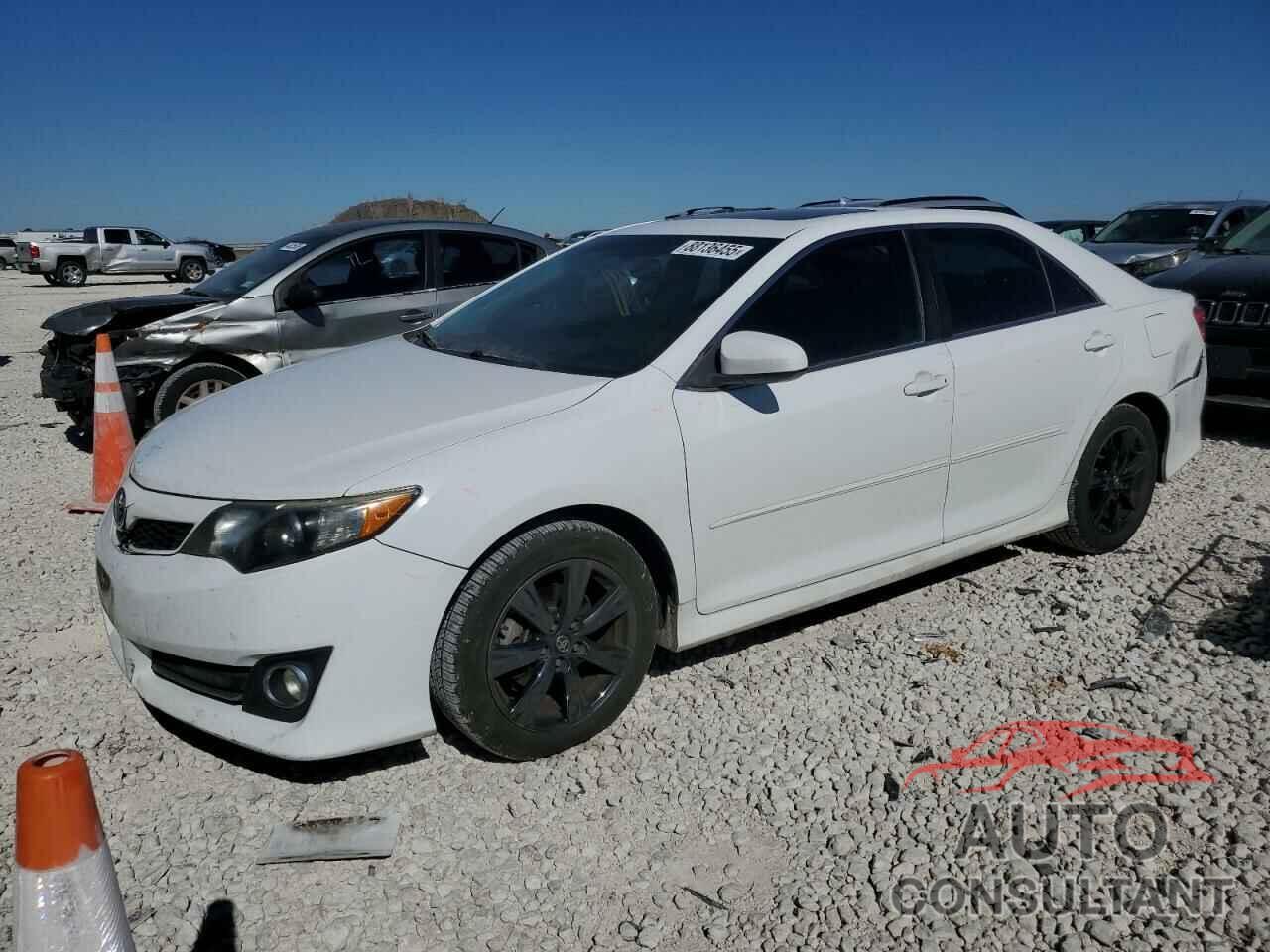 TOYOTA CAMRY 2014 - 4T1BF1FK1EU369869
