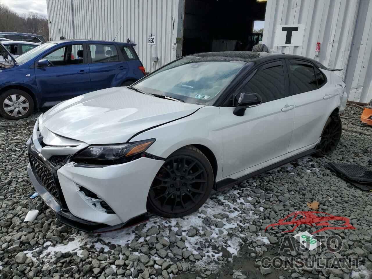 TOYOTA CAMRY 2024 - 4T1KZ1AK5RU094947