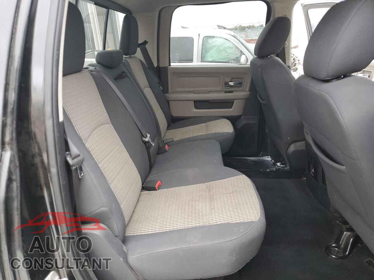 DODGE RAM 1500 2012 - 1C6RD7LT4CS168539