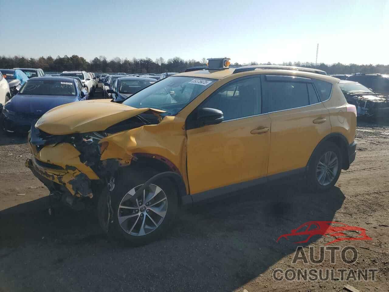 TOYOTA RAV4 2017 - JTMRJREV3HD138522