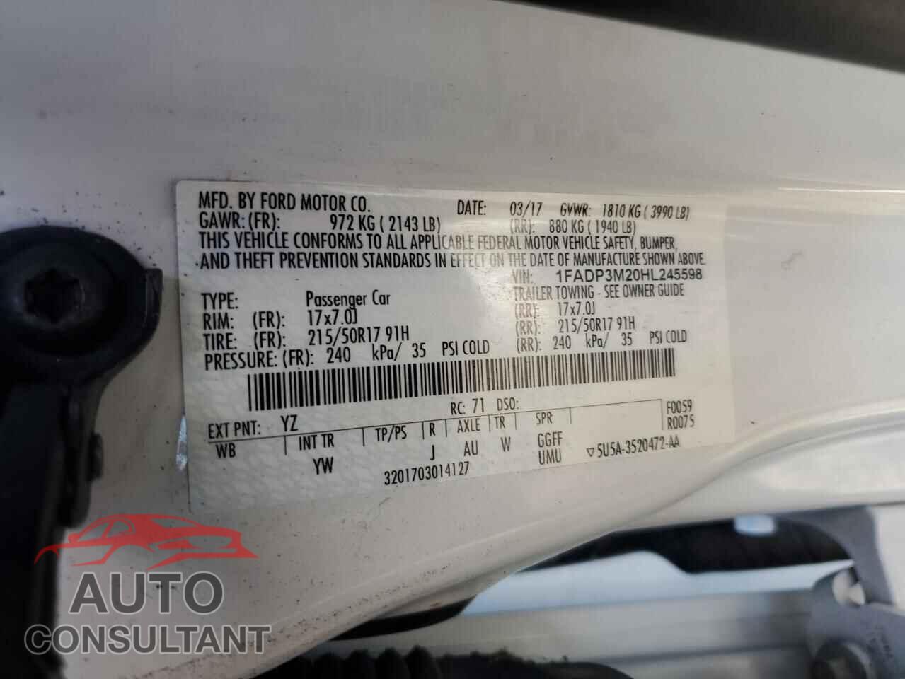 FORD FOCUS 2017 - 1FADP3M20HL245598