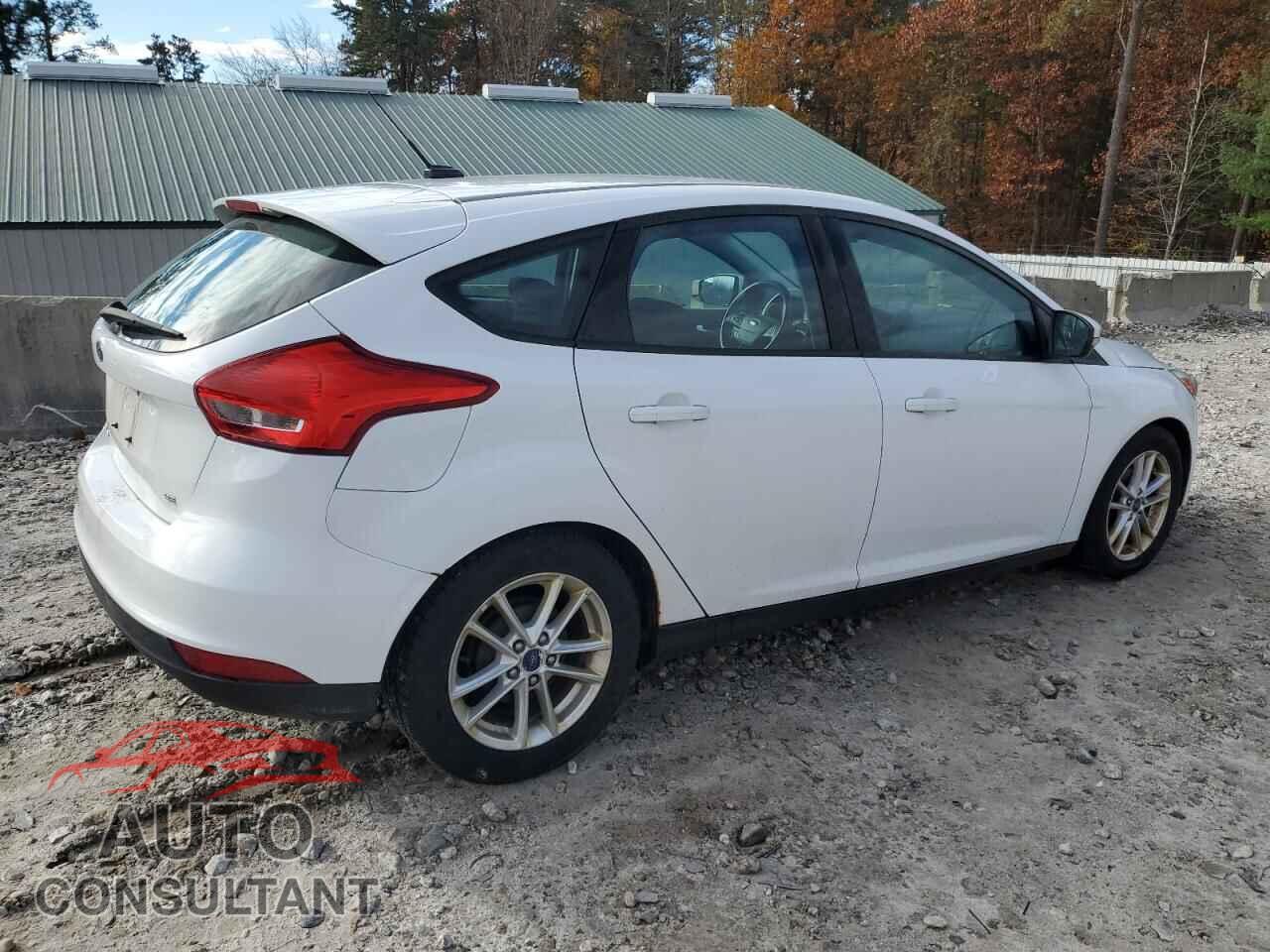 FORD FOCUS 2016 - 1FADP3K27GL319603