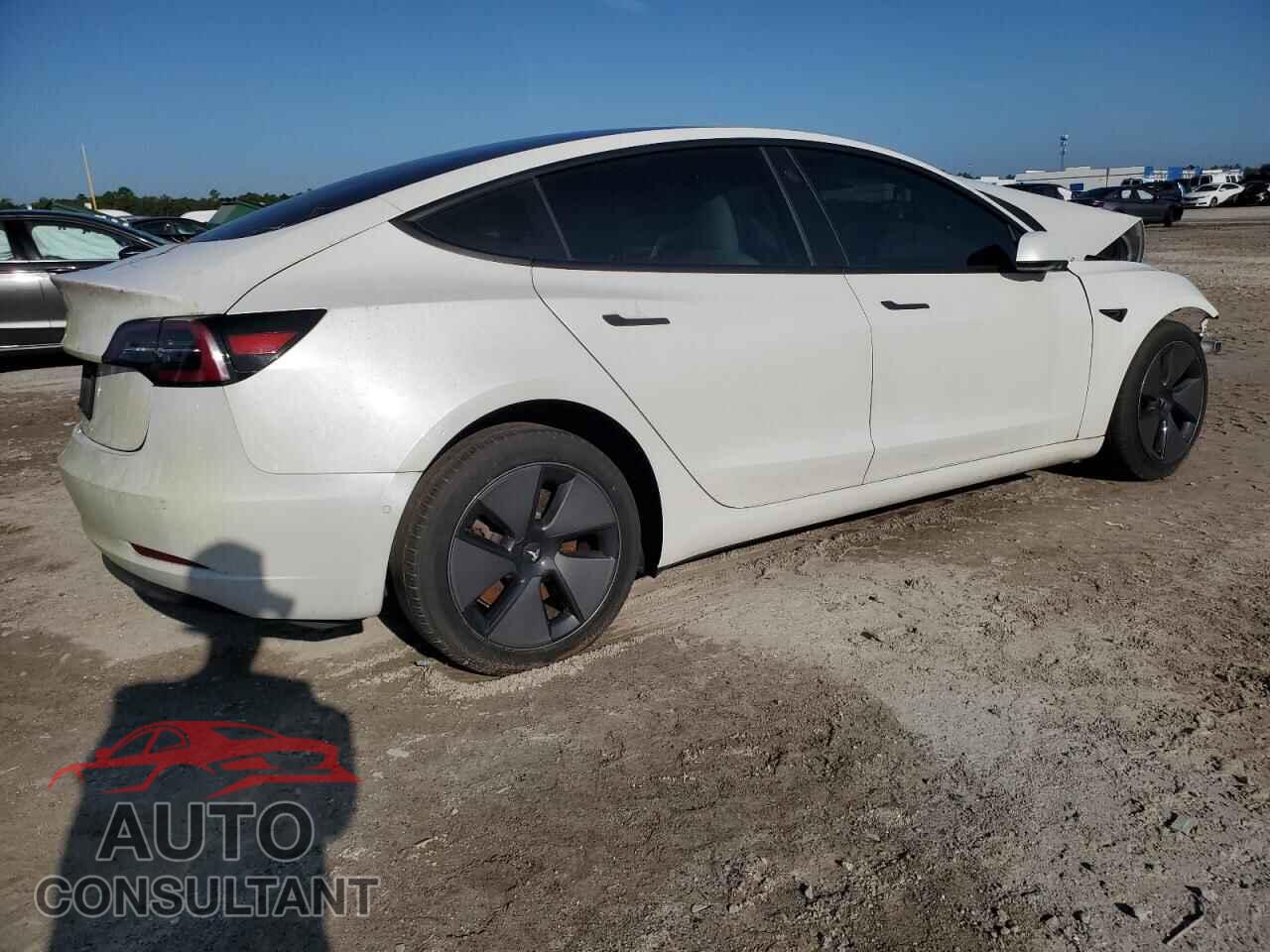 TESLA MODEL 3 2021 - 5YJ3E1EA8MF921606