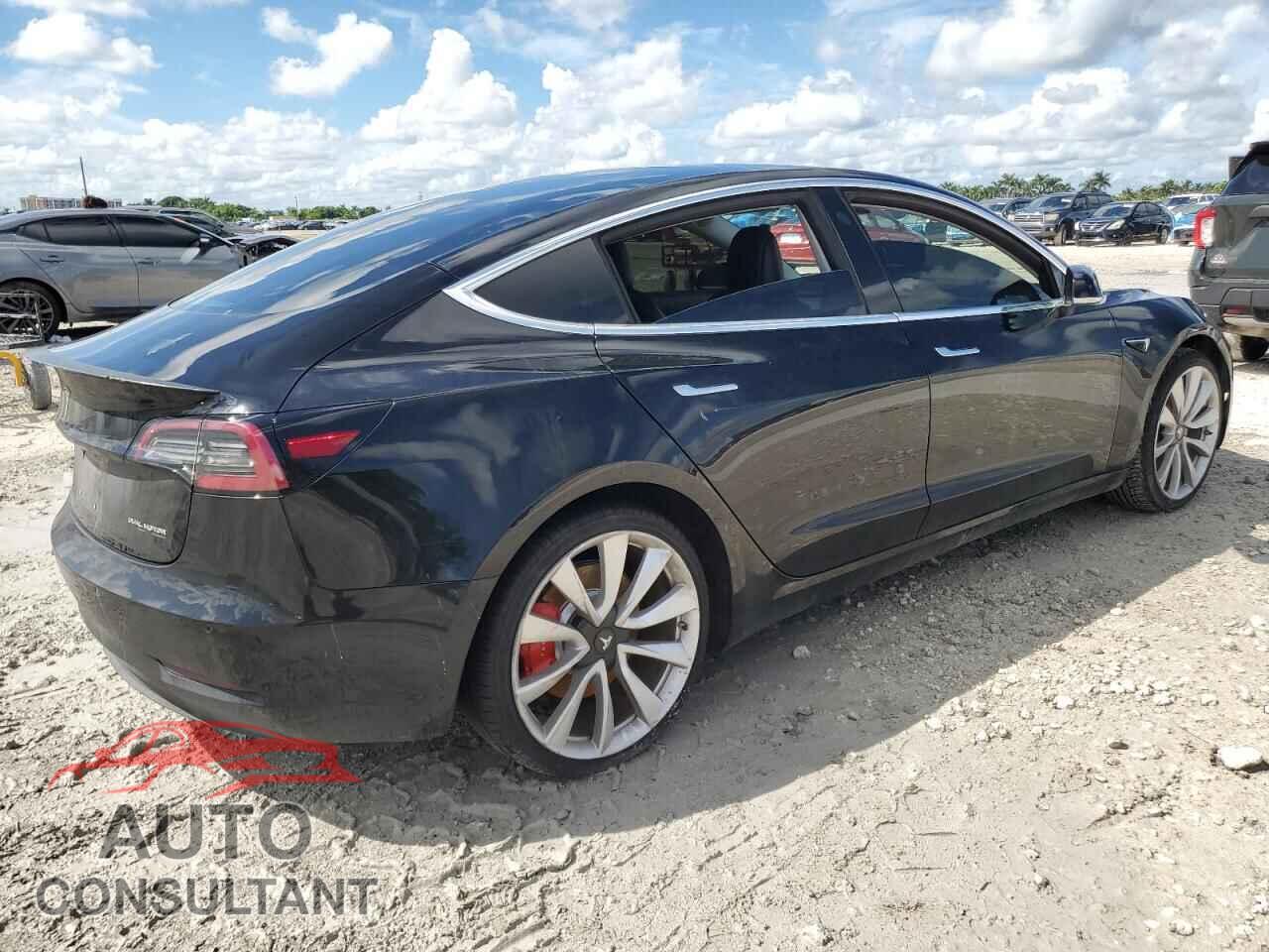 TESLA MODEL 3 2018 - 5YJ3E1EB8JF105418