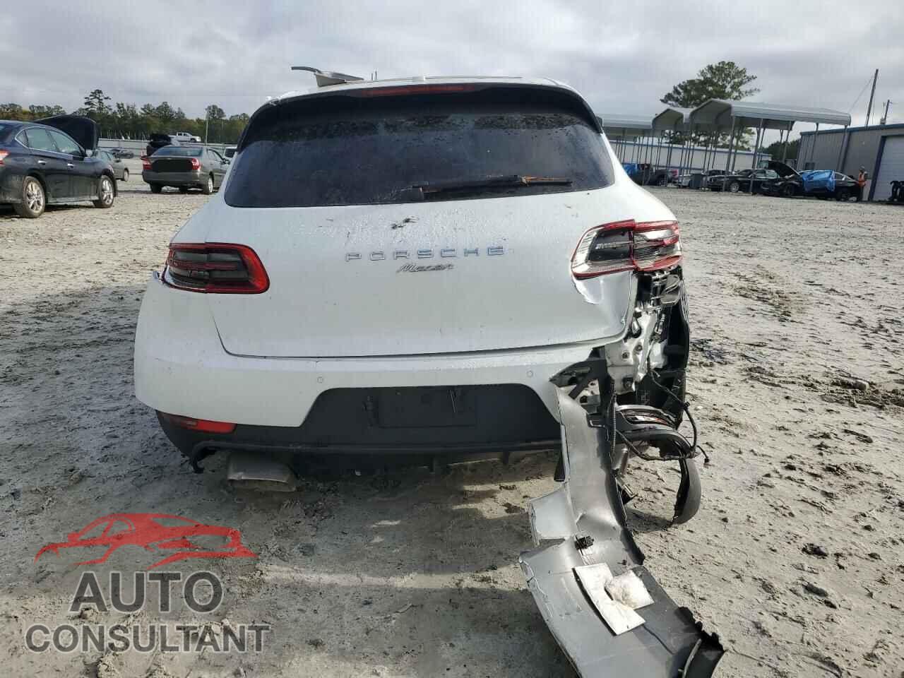 PORSCHE MACAN 2017 - WP1AA2A52HLB08409