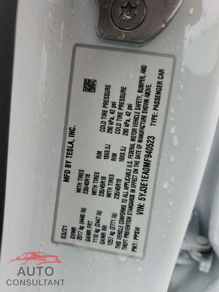 TESLA MODEL 3 2021 - 5YJ3E1EA0MF940523
