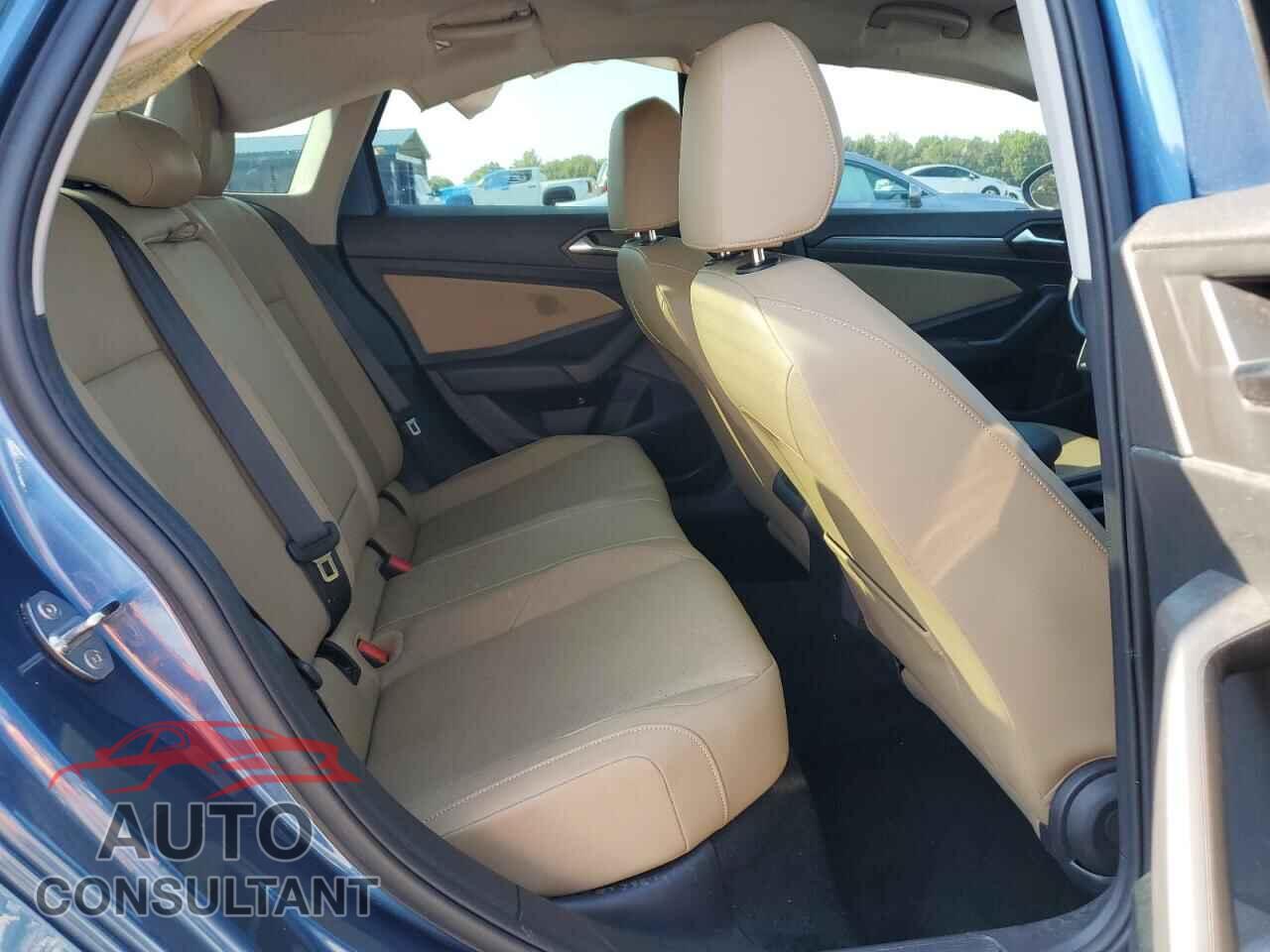 VOLKSWAGEN JETTA 2019 - 3VWEB7BU7KM164383