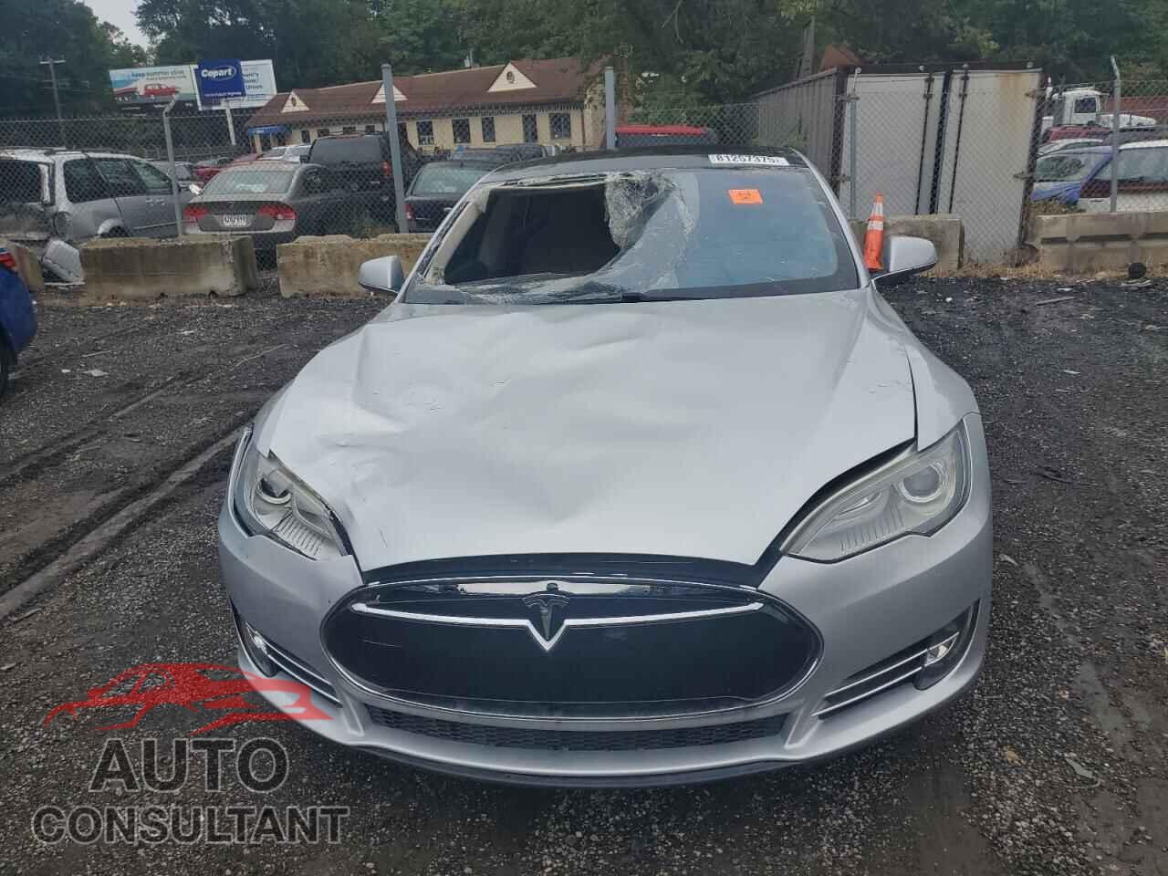 TESLA MODEL S 2013 - 5YJSA1CN5DFP15737