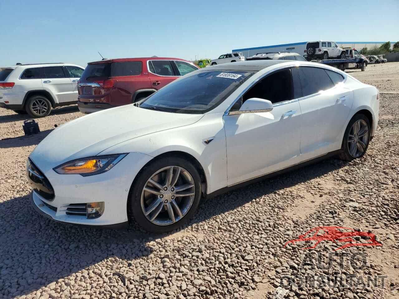 TESLA MODEL S 2015 - 5YJSA1E14FF112937