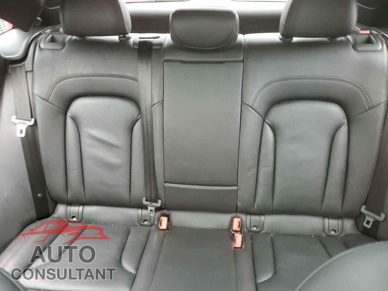 AUDI Q3 2016 - WA1GFCFS6GR005260