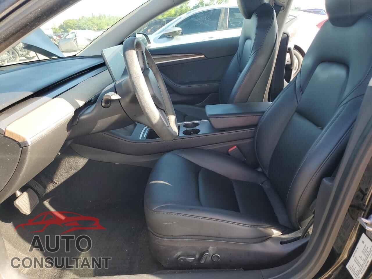 TESLA MODEL 3 2021 - 5YJ3E1EA2MF018092