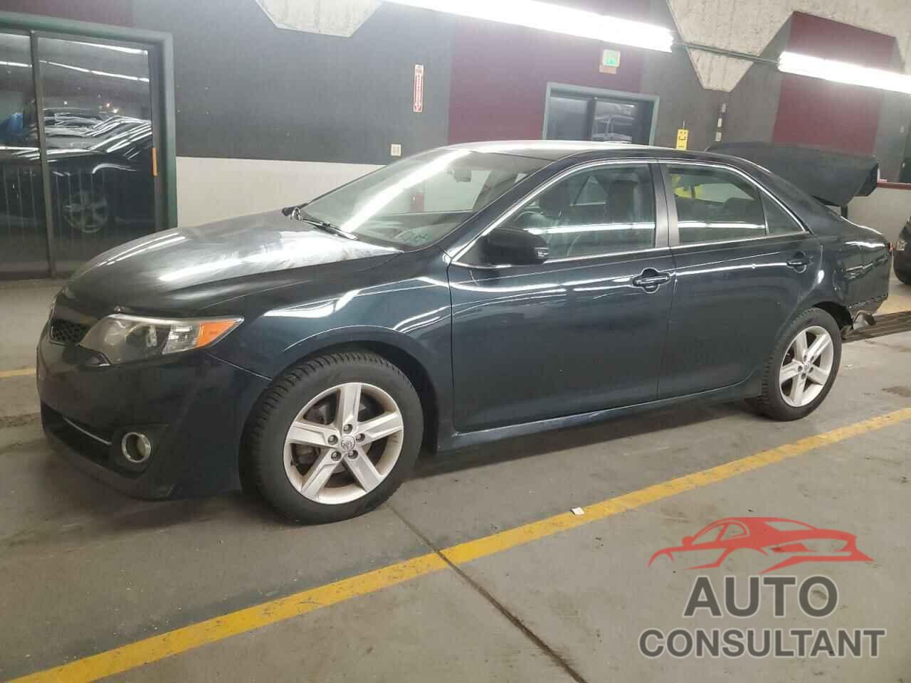 TOYOTA CAMRY 2014 - 4T1BF1FK4EU306569