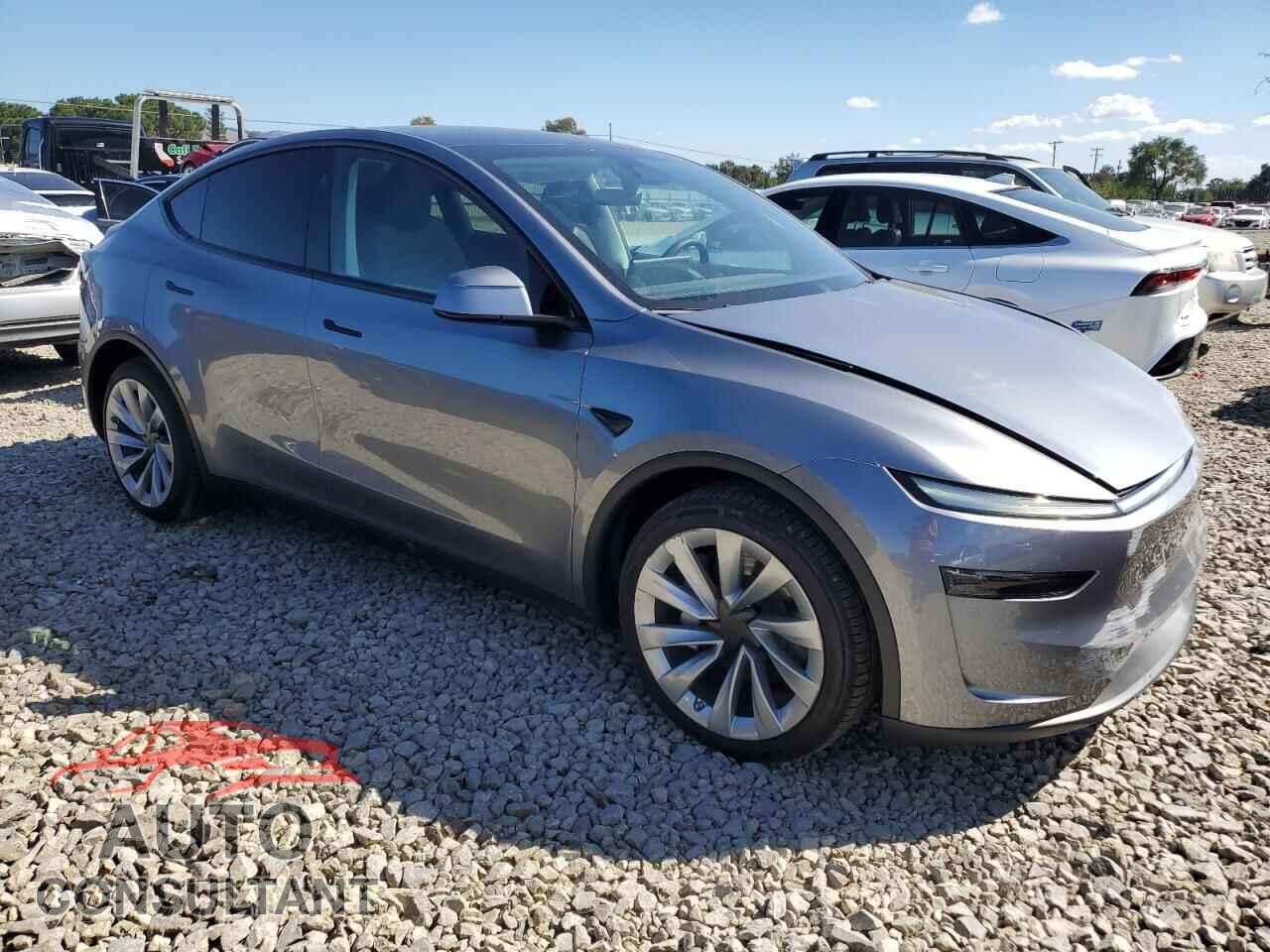 TESLA MODEL Y 2026 - 7SAYGDEE2TF324635