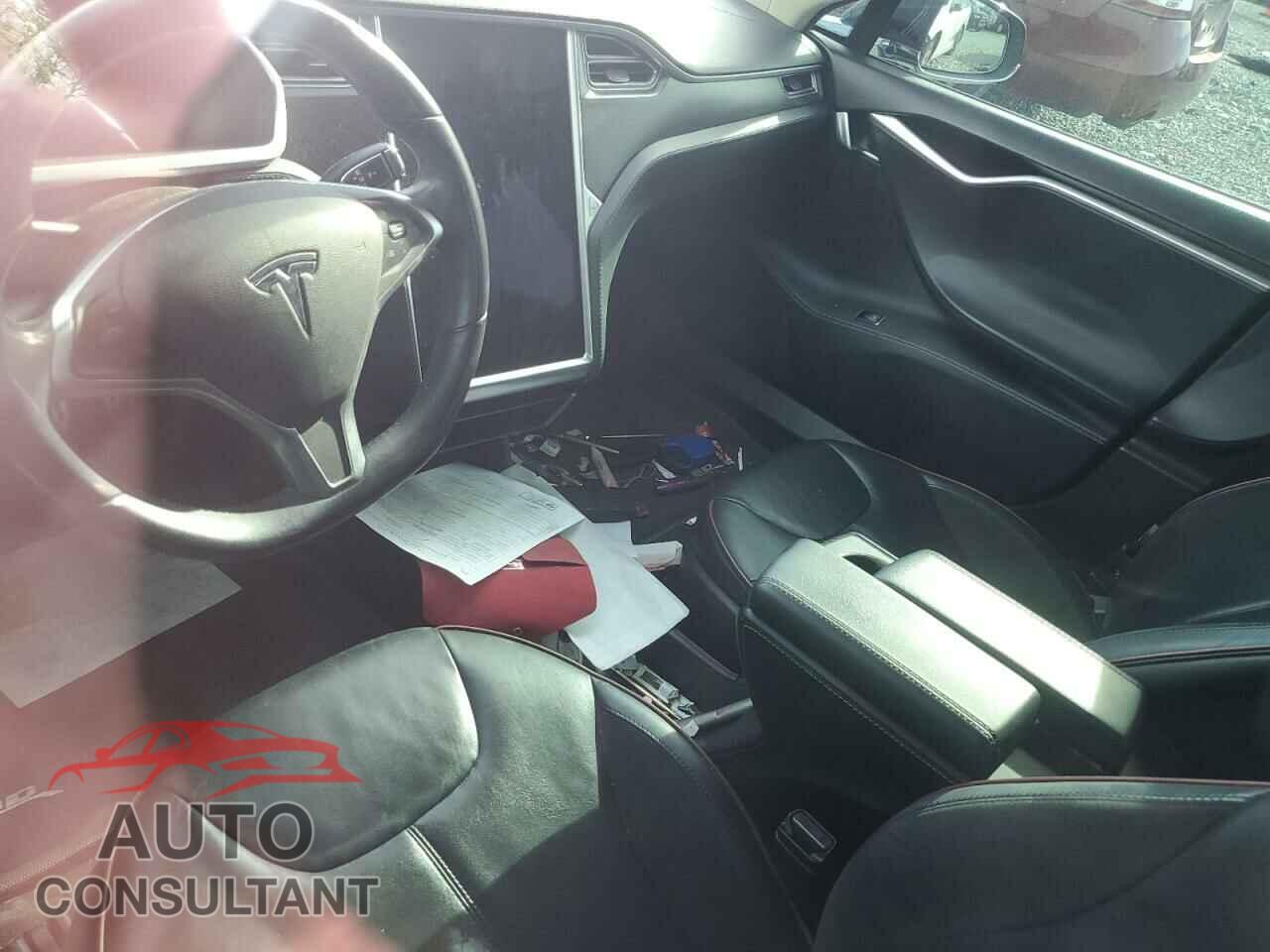 TESLA MODEL S 2013 - 5YJSA1DP9DFP24635