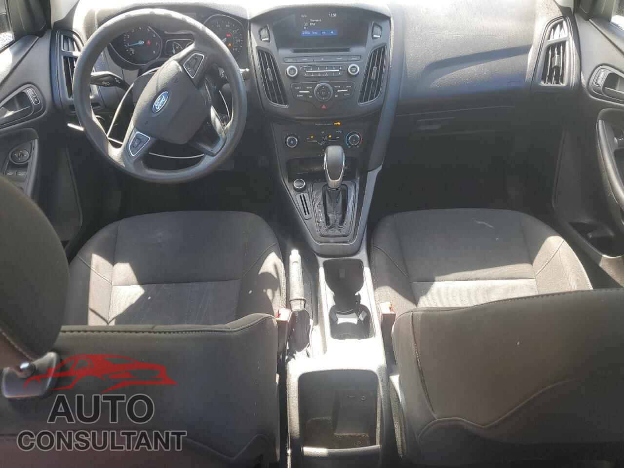 FORD FOCUS 2017 - 1FADP3E23HL221097