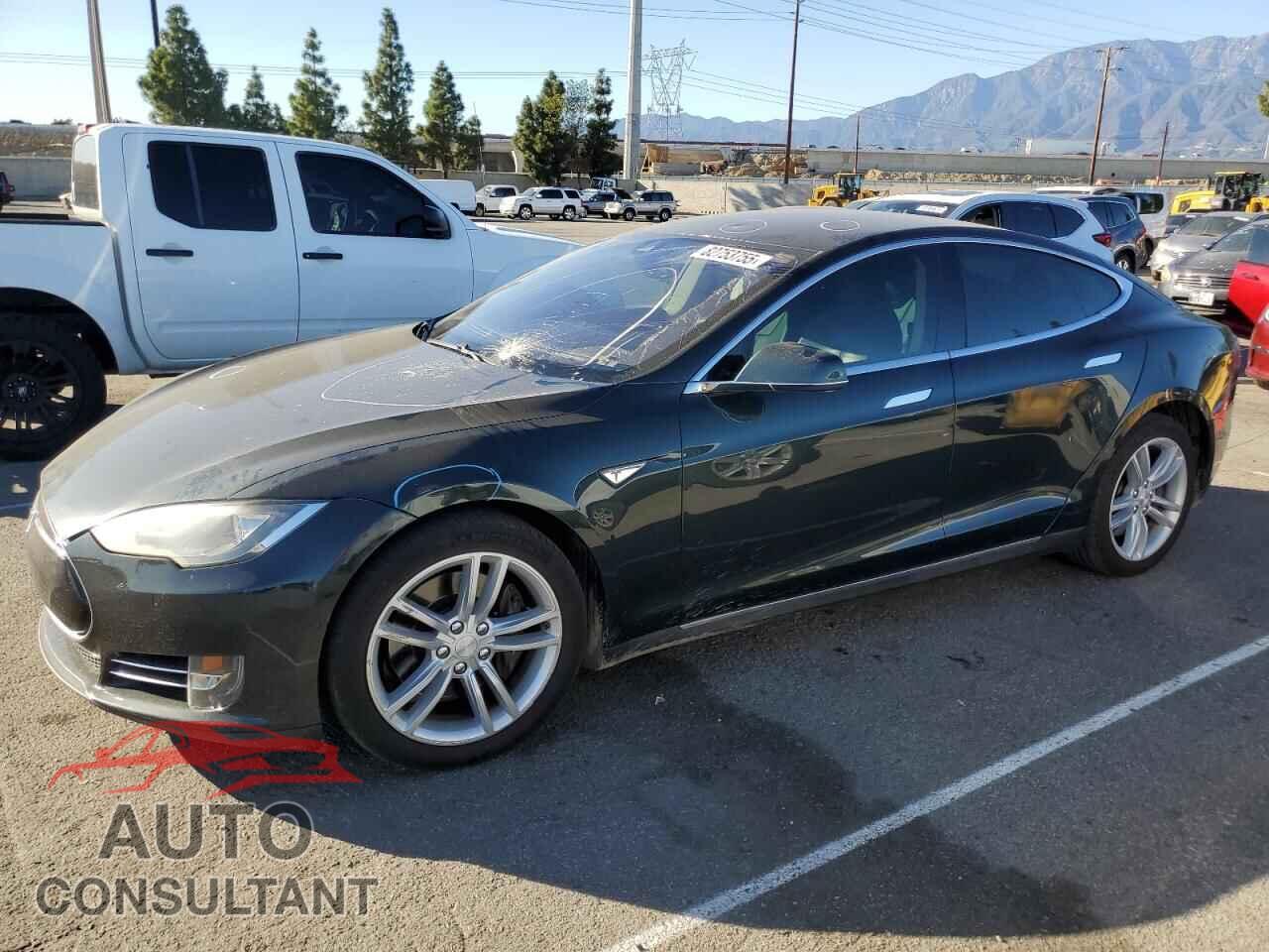 TESLA MODEL S 2014 - 5YJSA1H10EFP60351