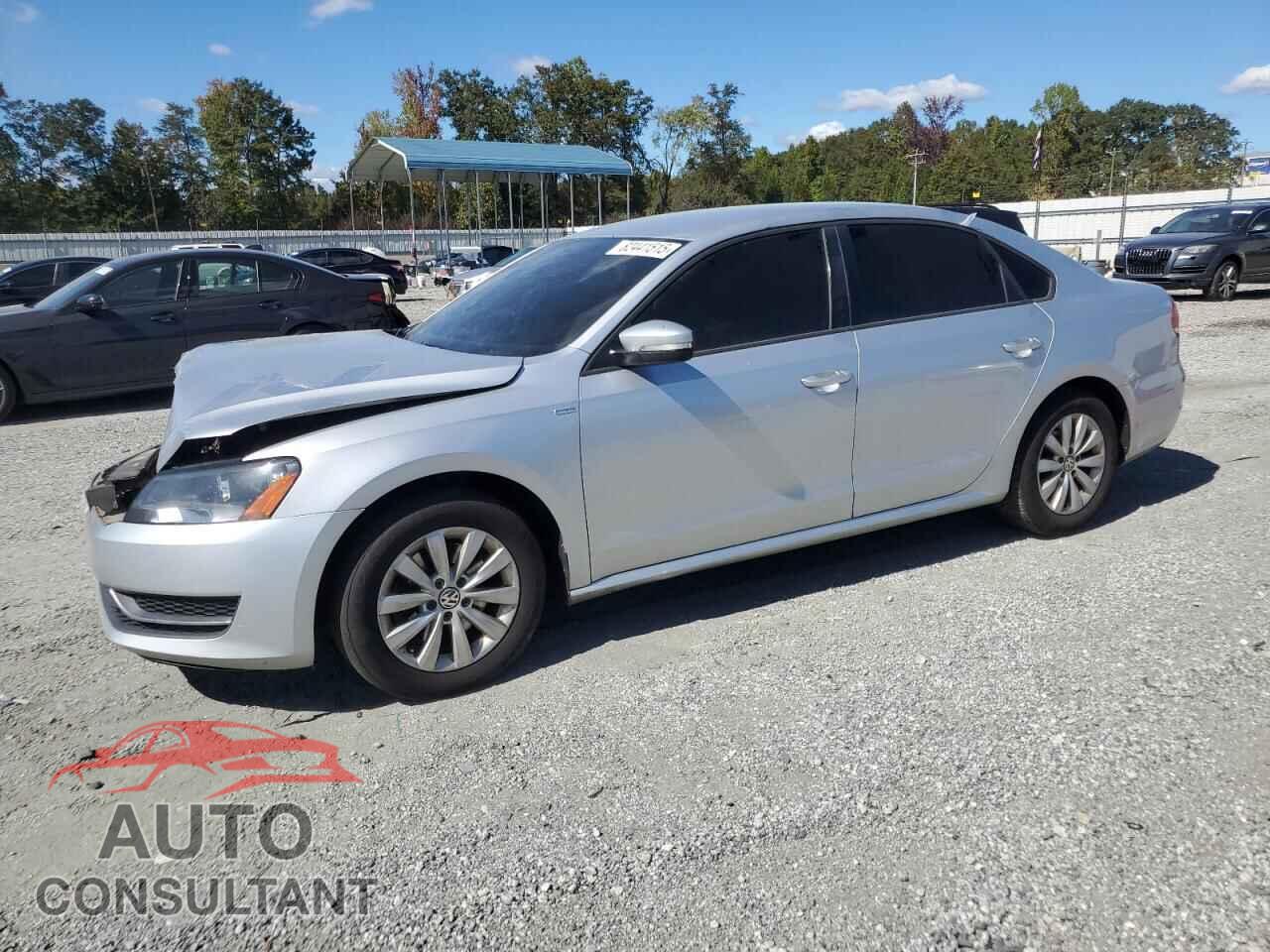 VOLKSWAGEN PASSAT 2015 - 1VWAT7A38FC049982