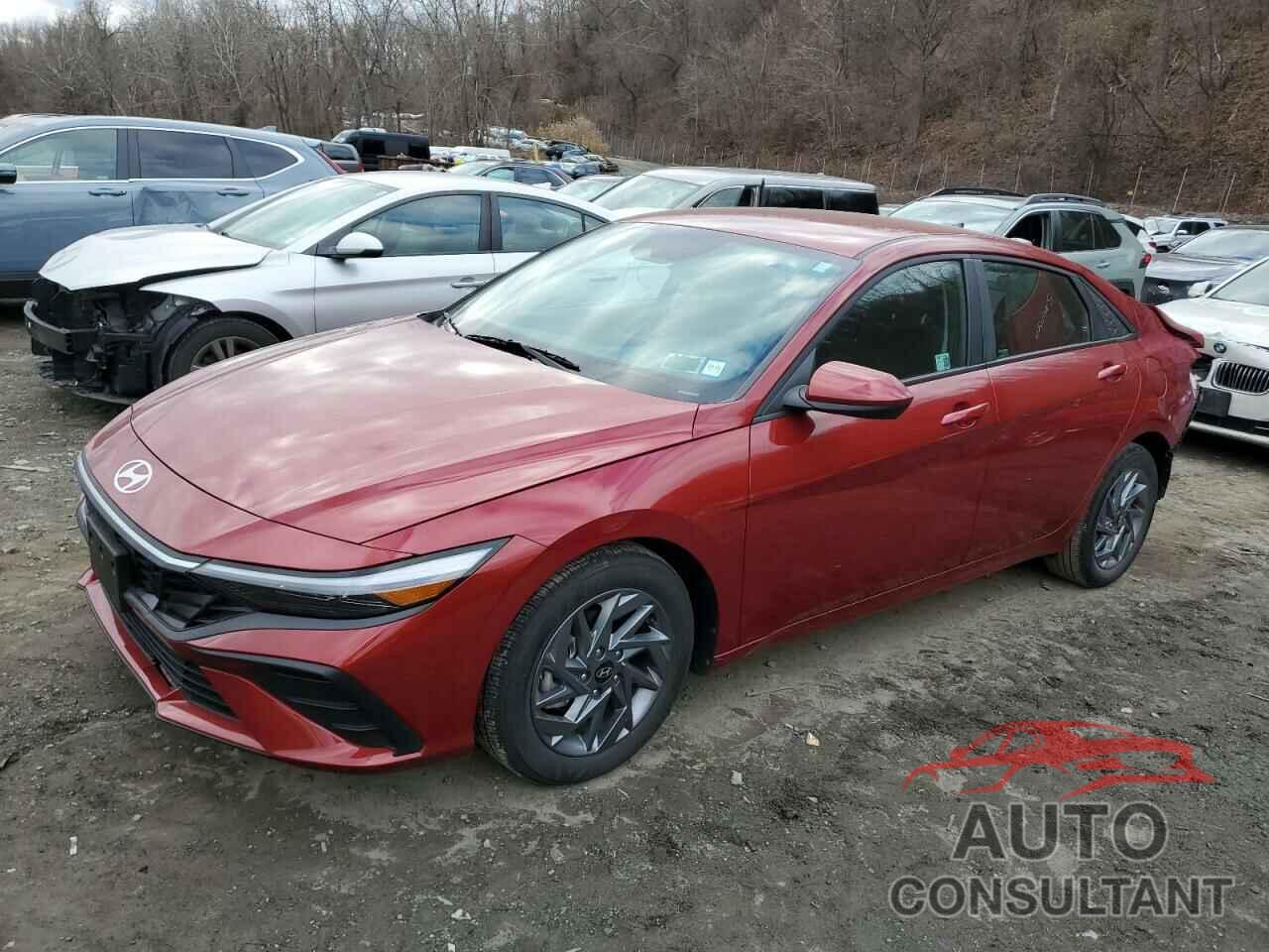 HYUNDAI ELANTRA 2024 - KMHLM4DG5RU713087