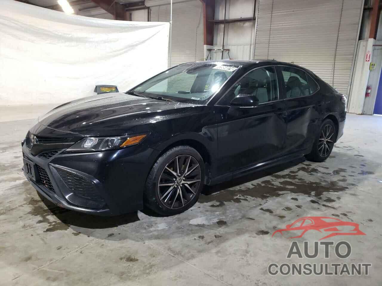 TOYOTA CAMRY 2022 - 4T1G11AK3NU675712