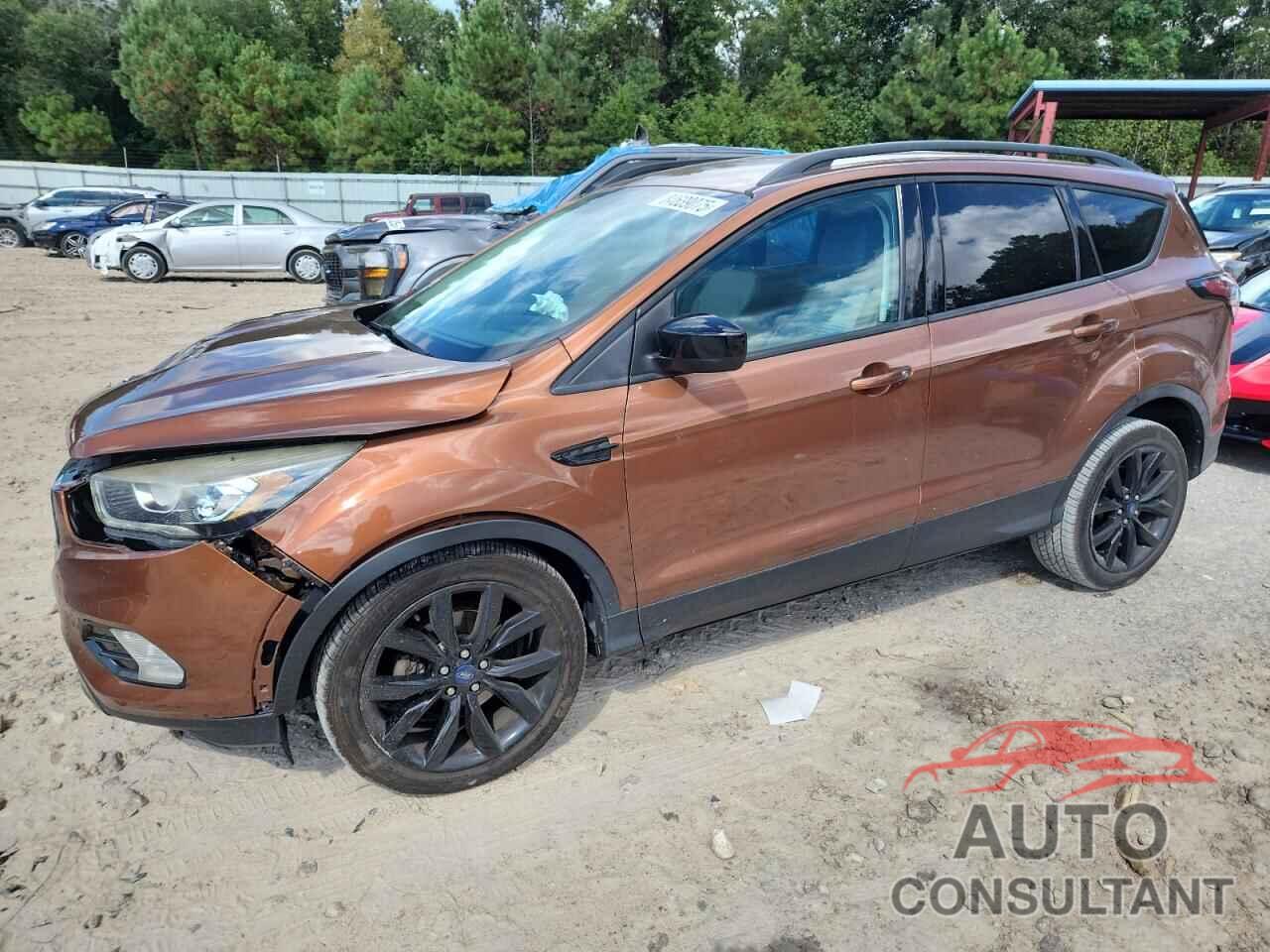 FORD ESCAPE 2017 - 1FMCU0GDXHUE65010