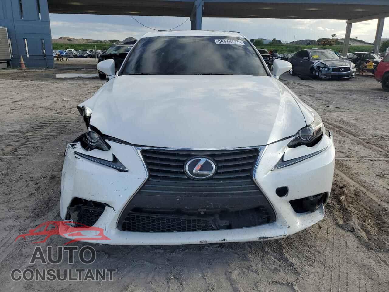 LEXUS IS 2016 - JTHBA1D27G5011502