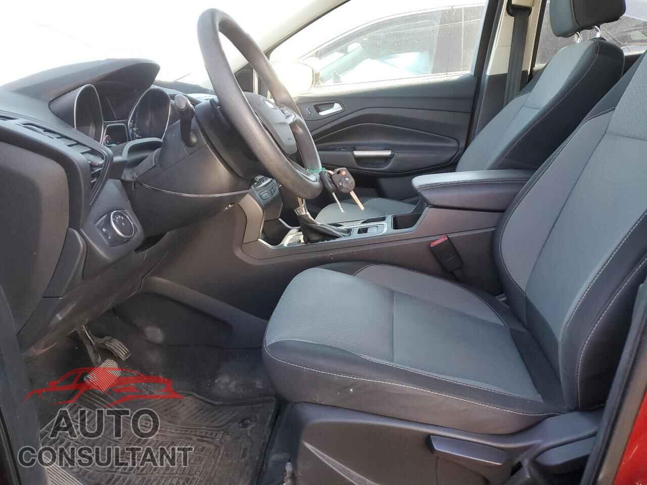 FORD ESCAPE 2017 - 1FMCU9GD4HUE99755