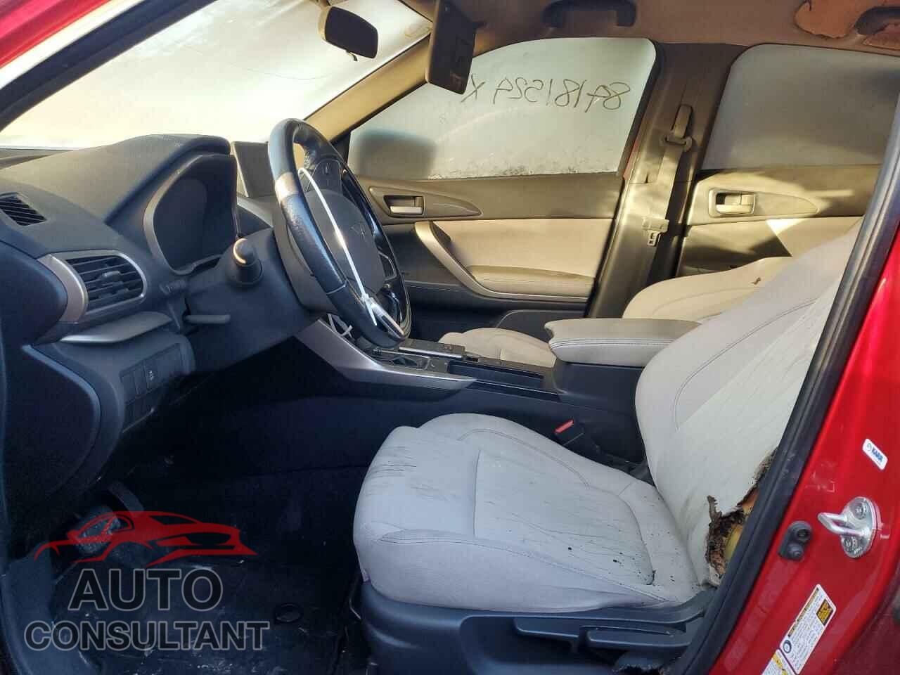 MITSUBISHI ECLIPSE 2018 - JA4AT5AA6JZ042941