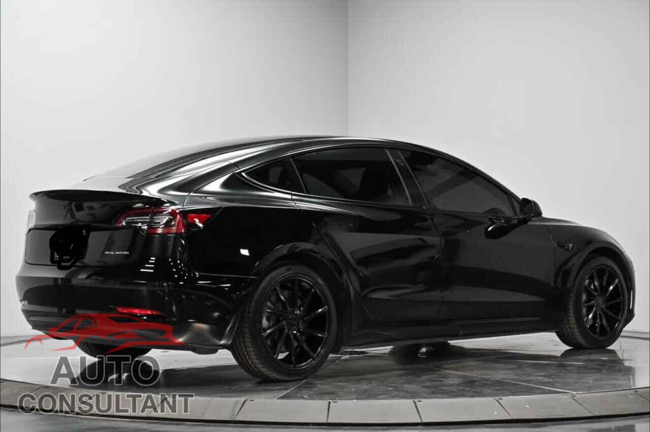 TESLA MODEL 3 2018 - 5YJ3E1EB5JF128896