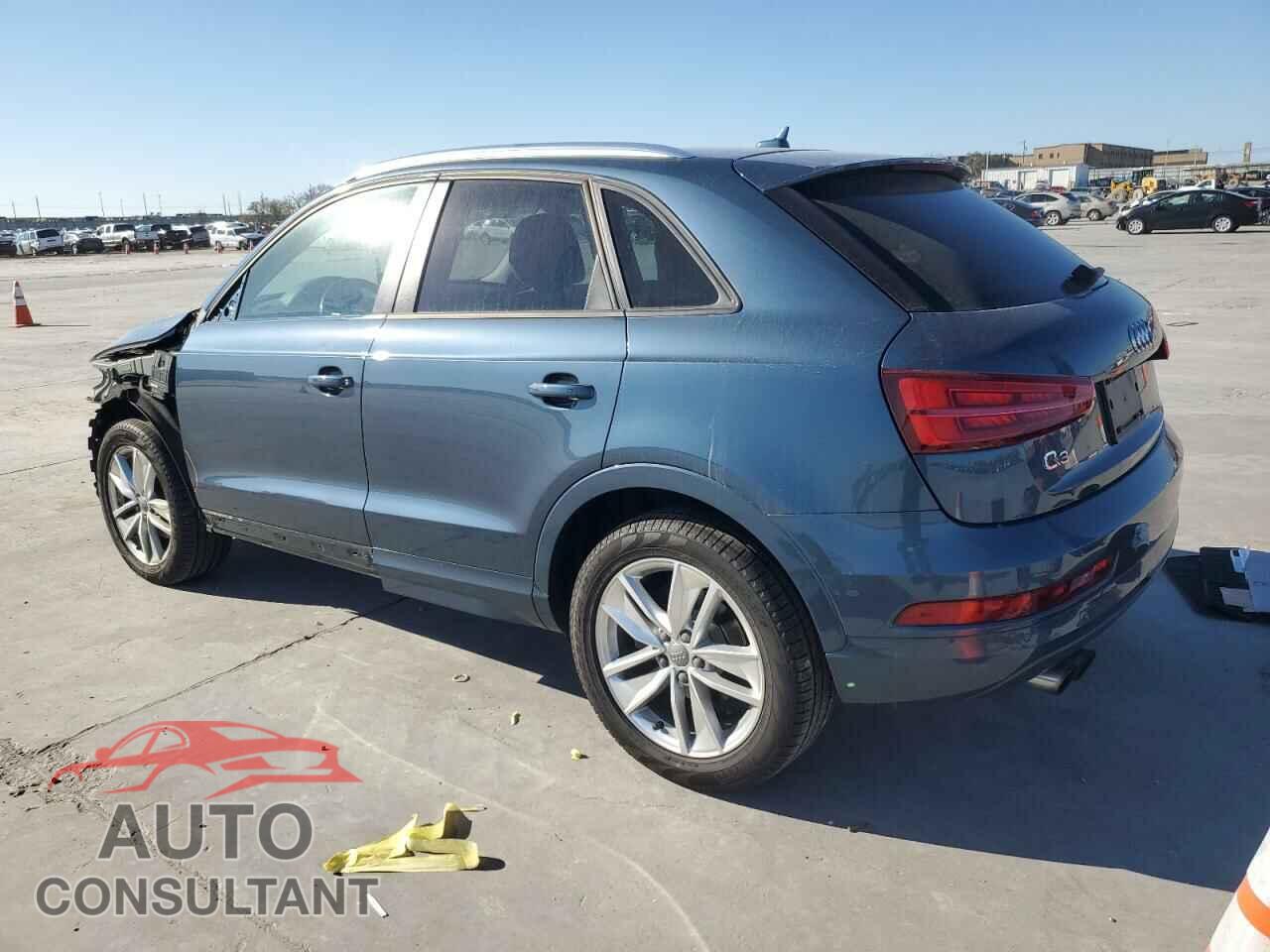 AUDI Q3 2017 - WA1BCCFSXHR012166