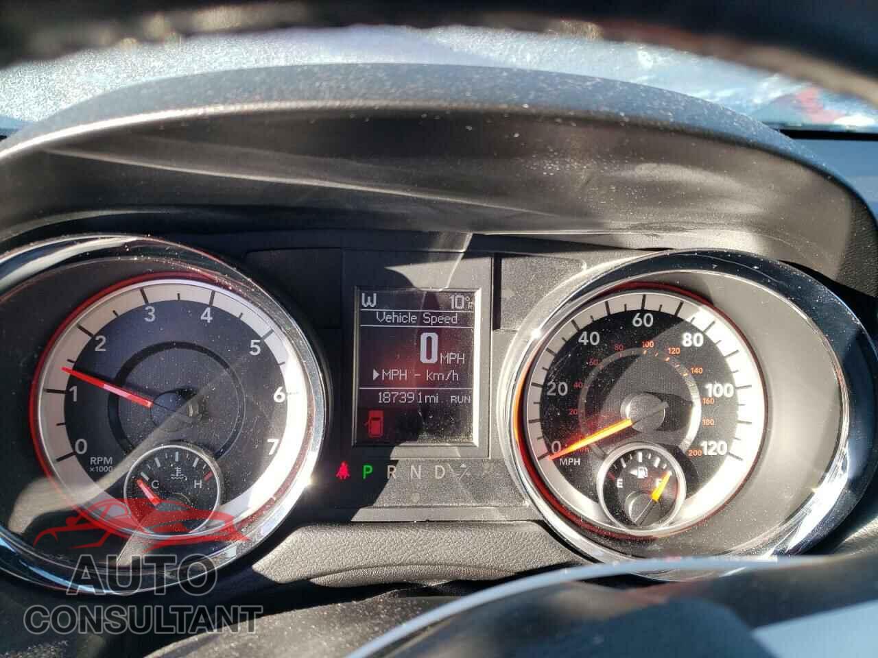 DODGE CARAVAN 2017 - 2C4RDGEG9HR853167