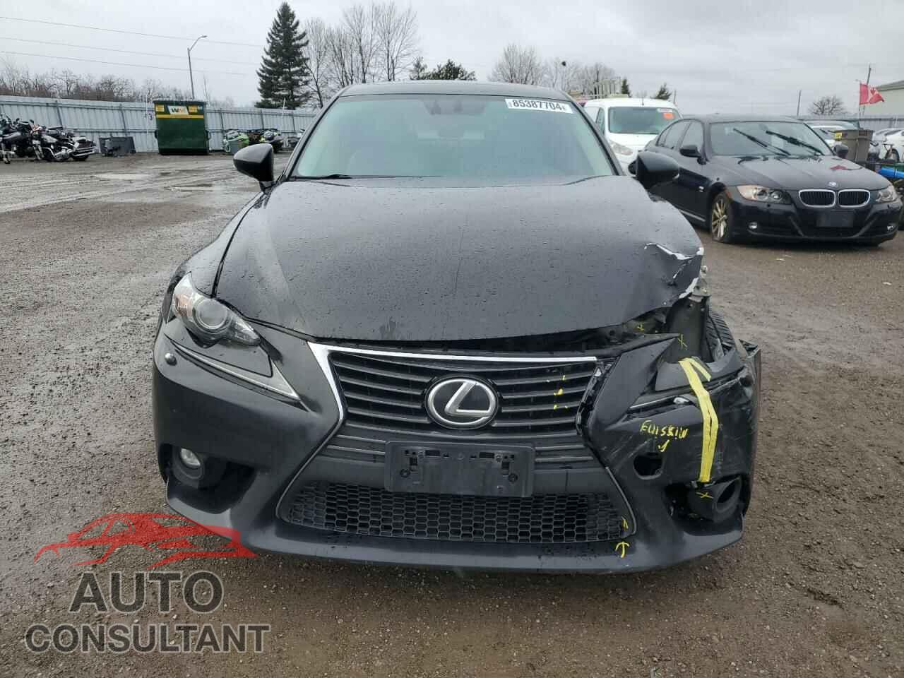 LEXUS IS 2015 - JTHCF1D24F5015933
