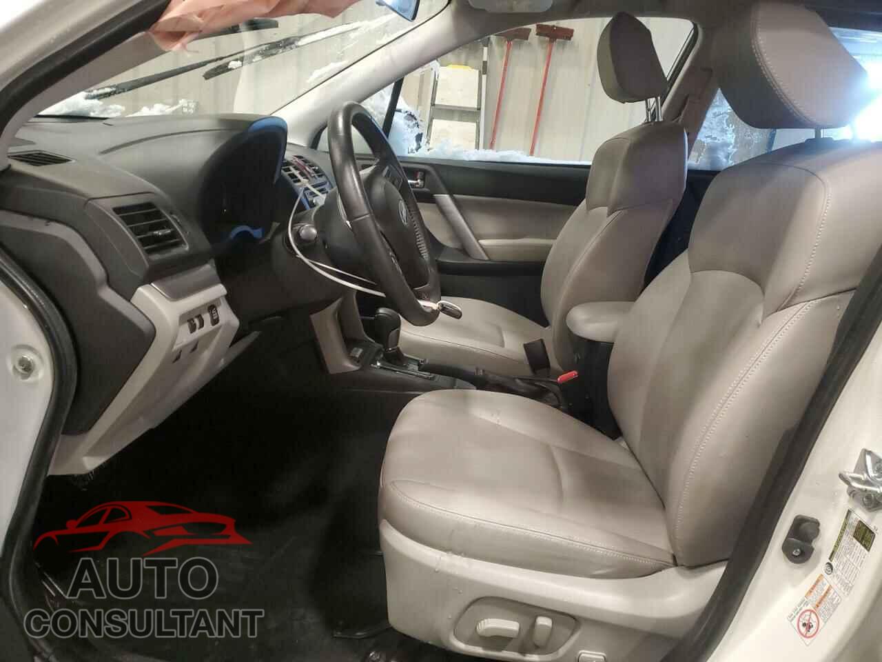 SUBARU FORESTER 2015 - JF2SJAWC8FH568540