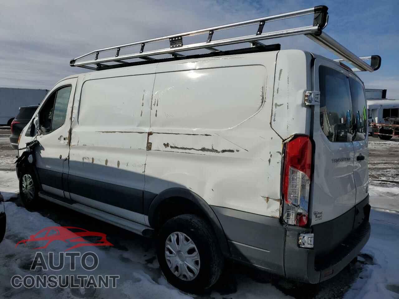 FORD TRANSIT 2017 - 1FTYR1ZM8HKB29561