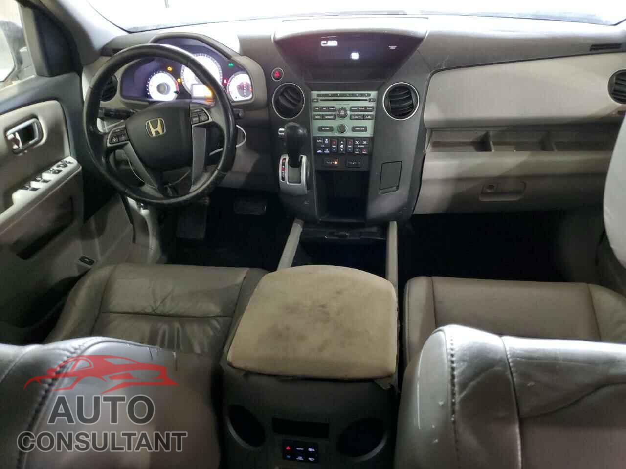 HONDA PILOT 2011 - 5FNYF3H54BB039987