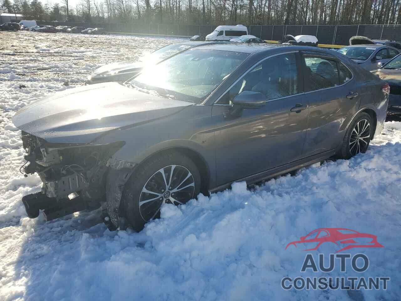 TOYOTA CAMRY 2018 - 4T1B11HK1JU638667