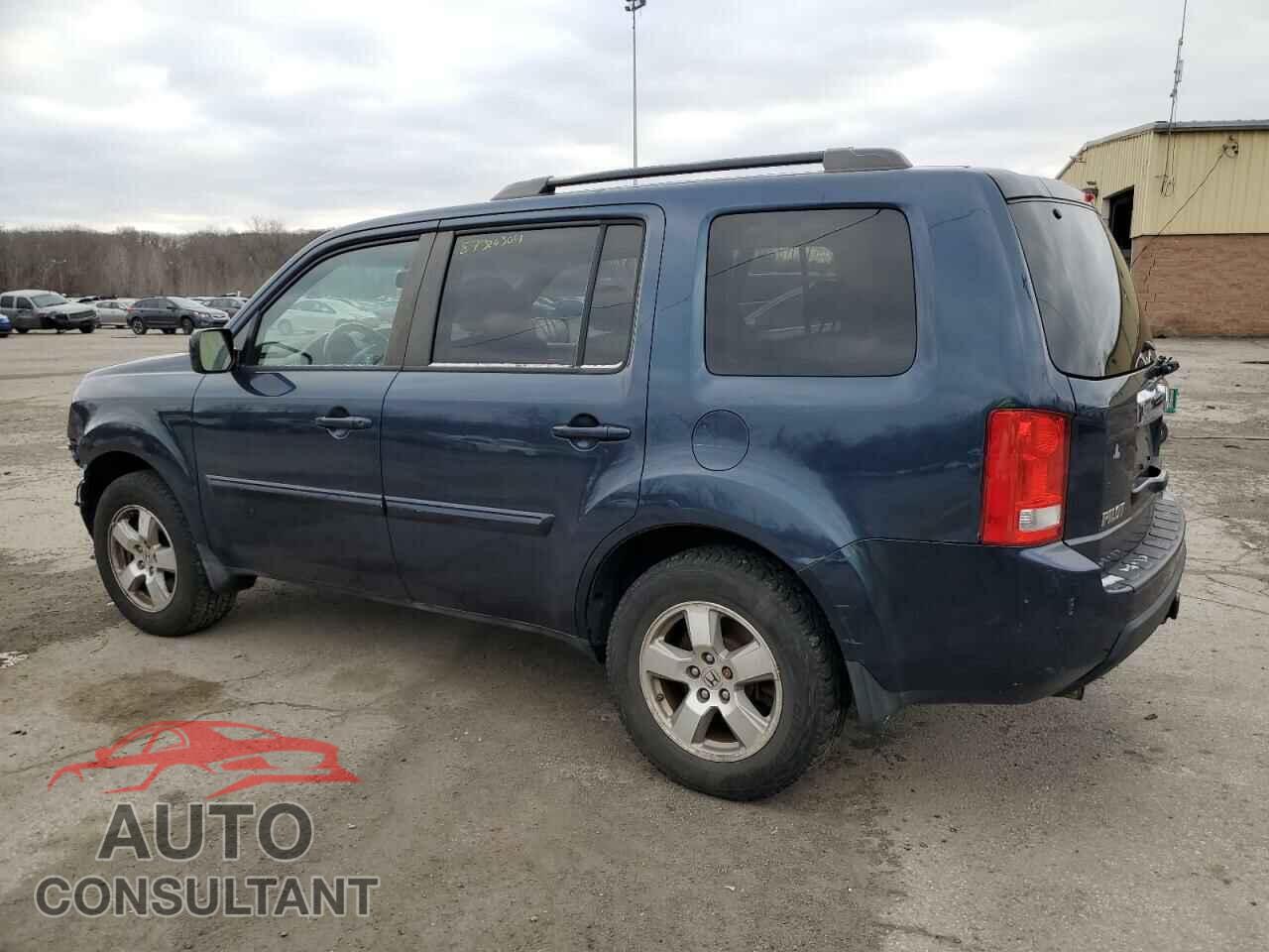 HONDA PILOT 2011 - 5FNYF4H75BB023059