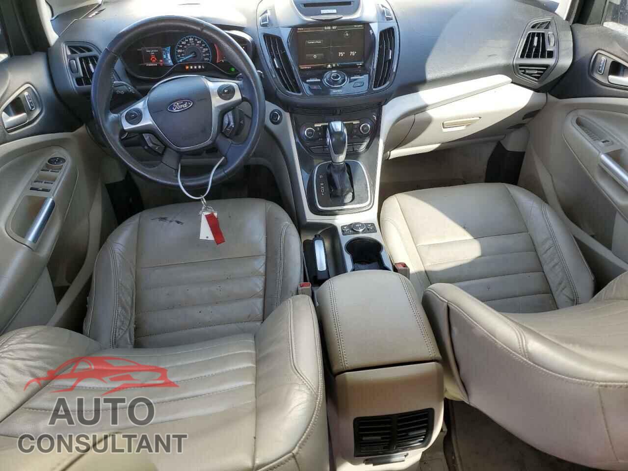 FORD CMAX 2015 - 1FADP5CU9FL111569