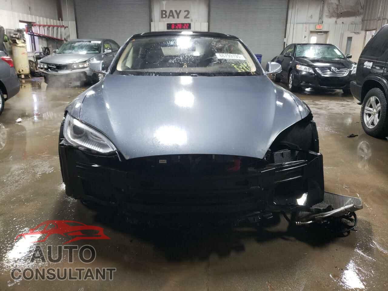 TESLA MODEL S 2013 - 5YJSA1CN2DFP11127