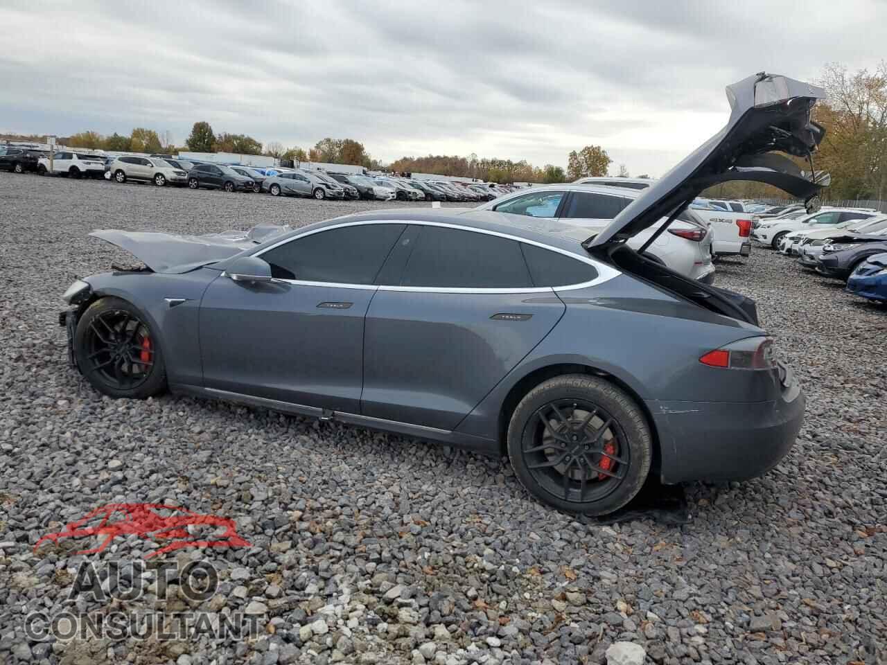 TESLA MODEL S 2018 - 5YJSA1E44JF258175