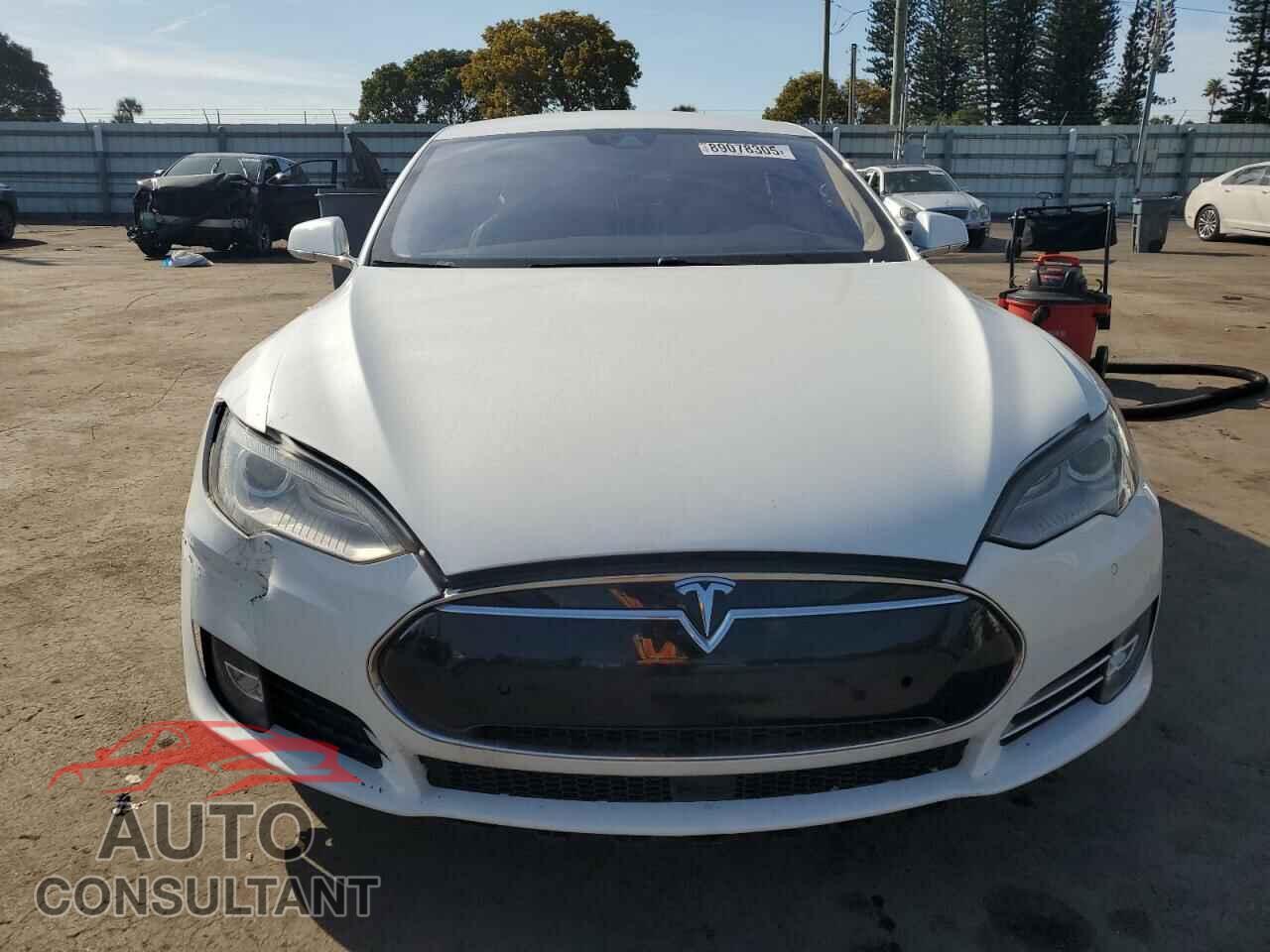 TESLA MODEL S 2015 - 5YJSA1S21FF091803