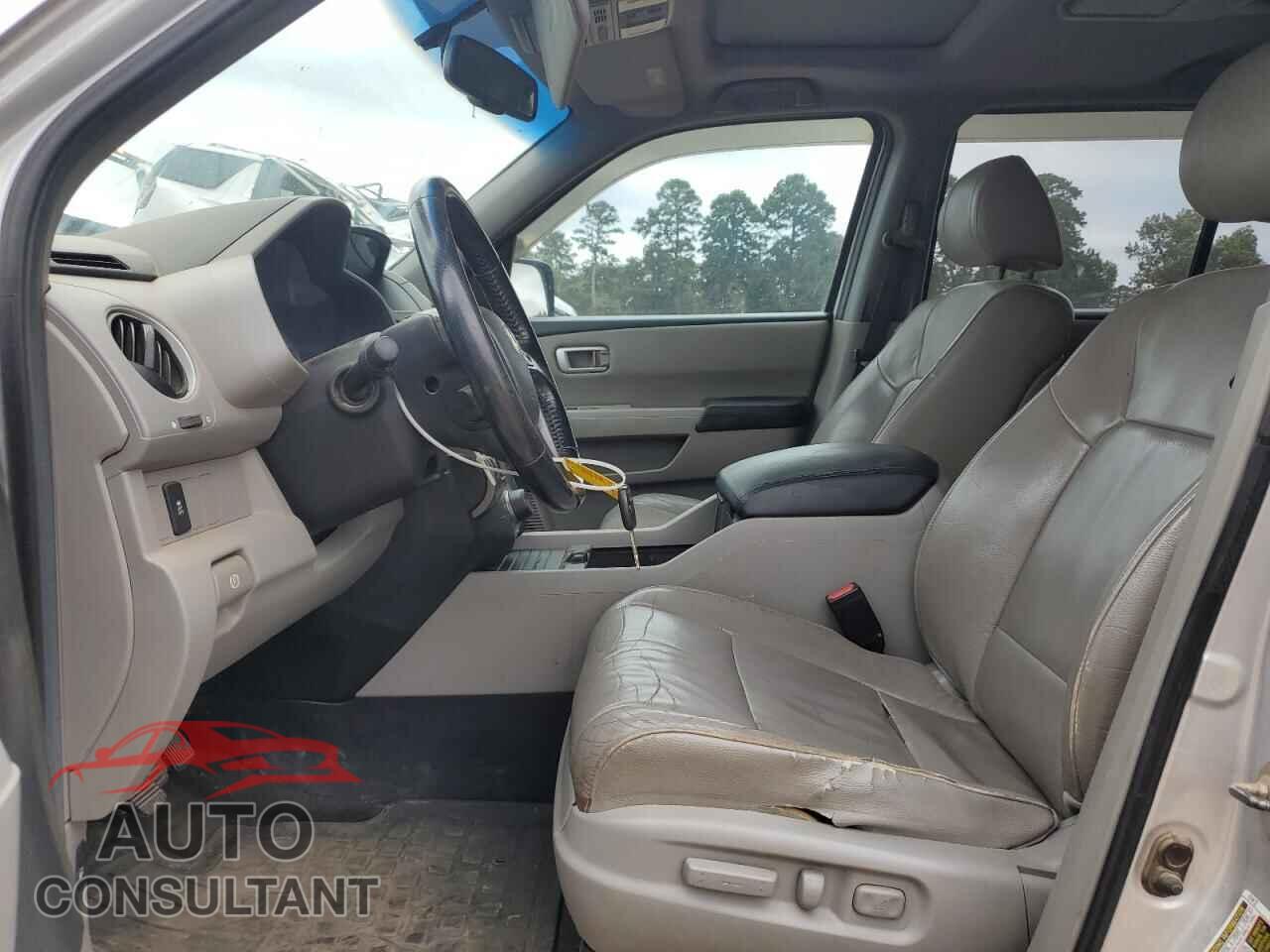 HONDA PILOT 2012 - 5FNYF3H61CB018167