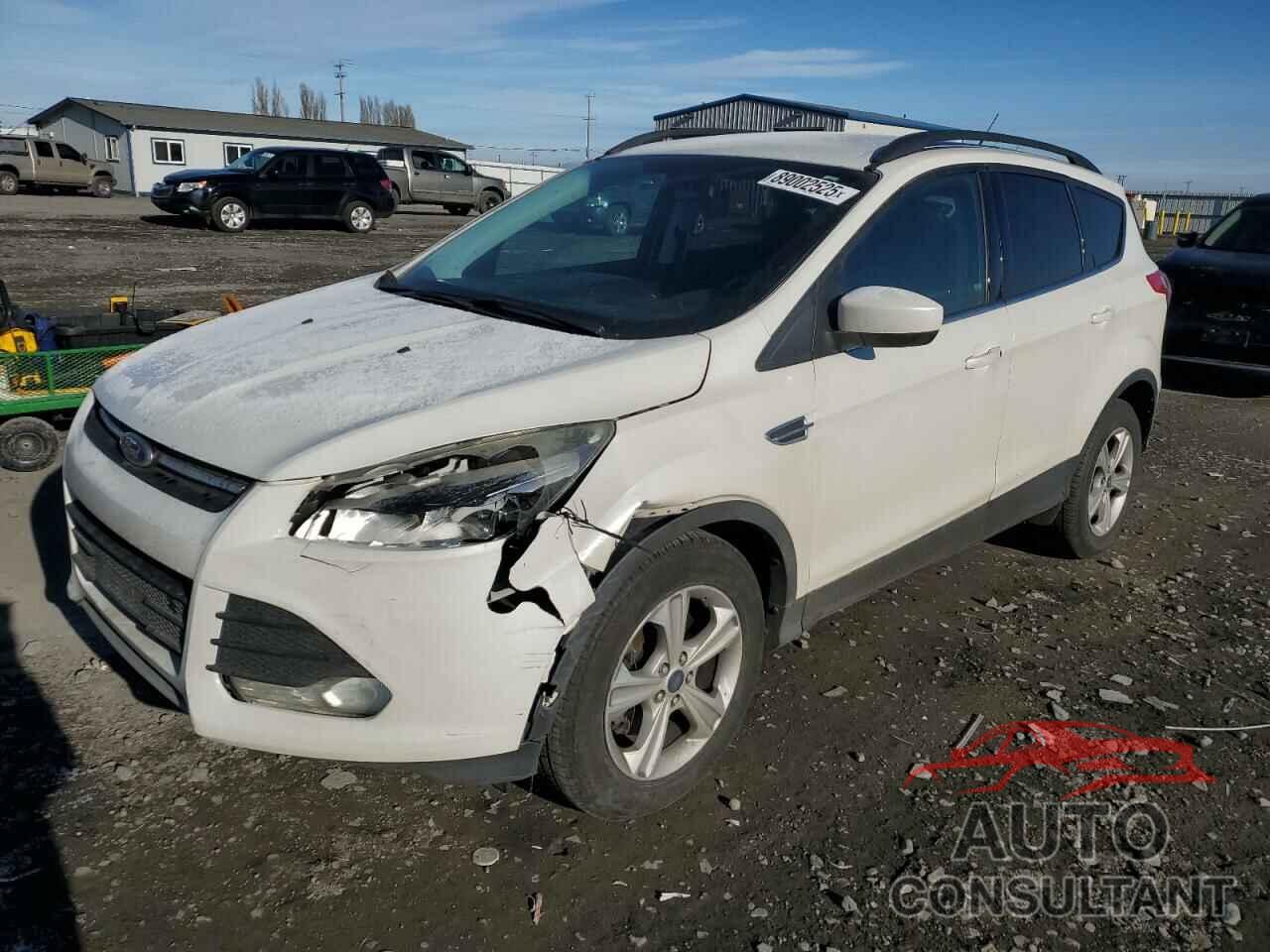 FORD ESCAPE 2015 - 1FMCU9G99FUC03122