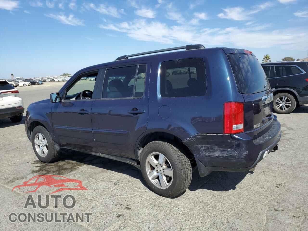 HONDA PILOT 2011 - 5FNYF4H52BB049276