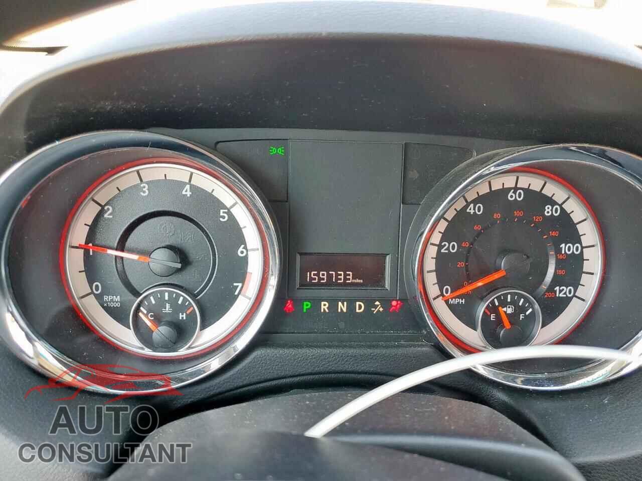 DODGE CARAVAN 2015 - 2C4RDGCG5FR556638