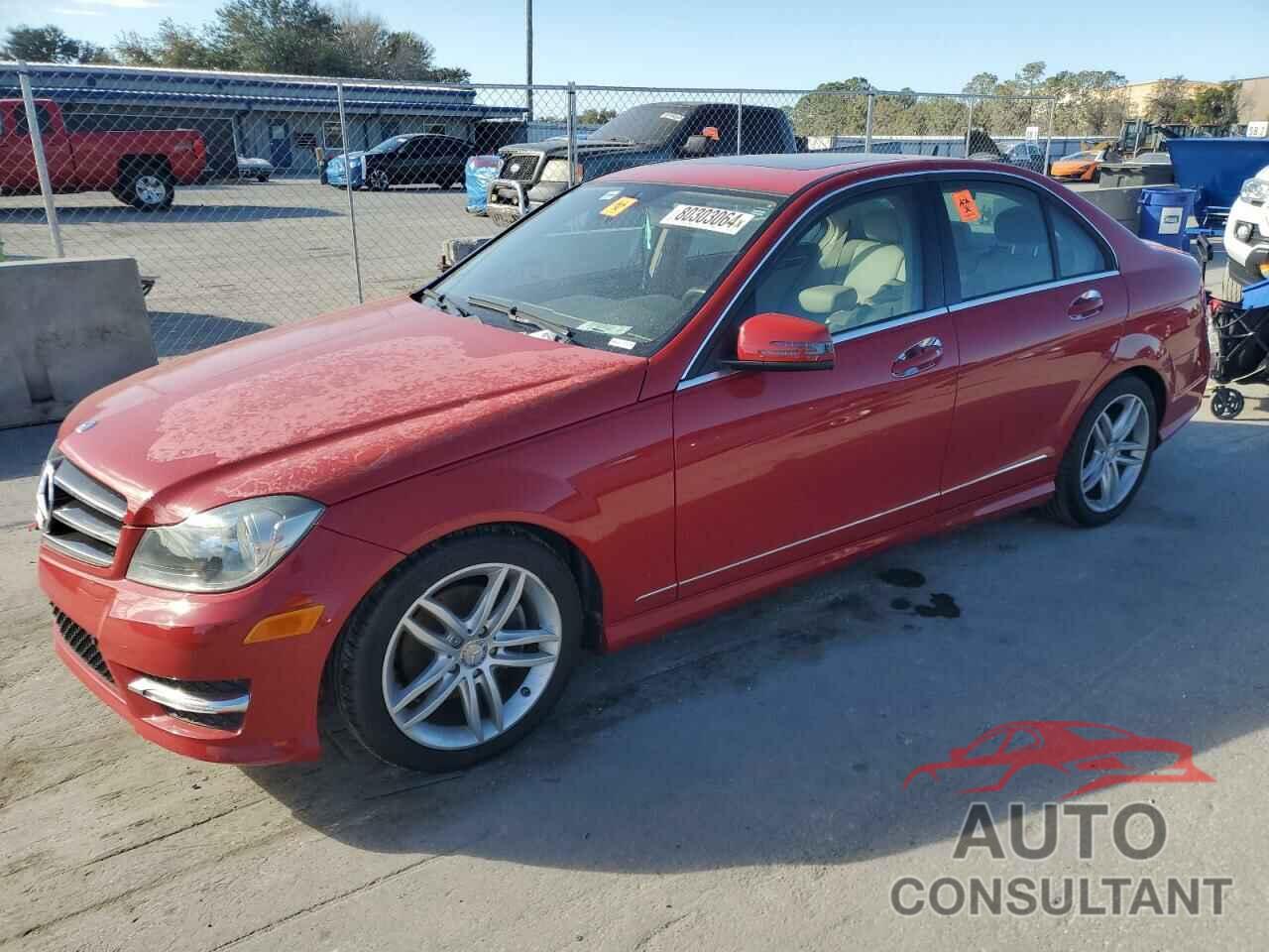MERCEDES-BENZ C-CLASS 2013 - WDDGF4HB5DA782697