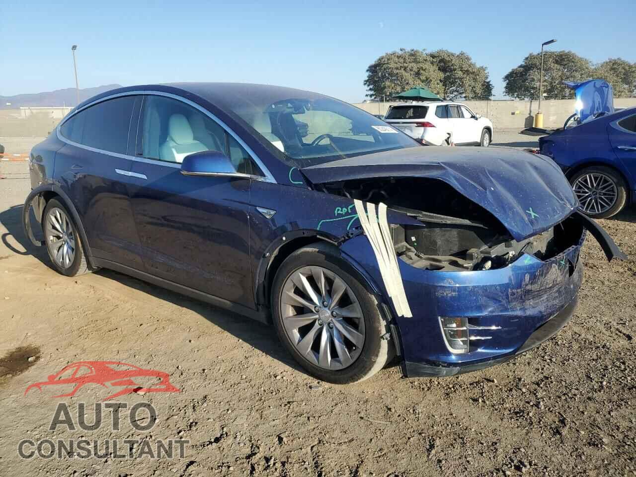 TESLA MODEL X 2016 - 5YJXCBE26GF011852