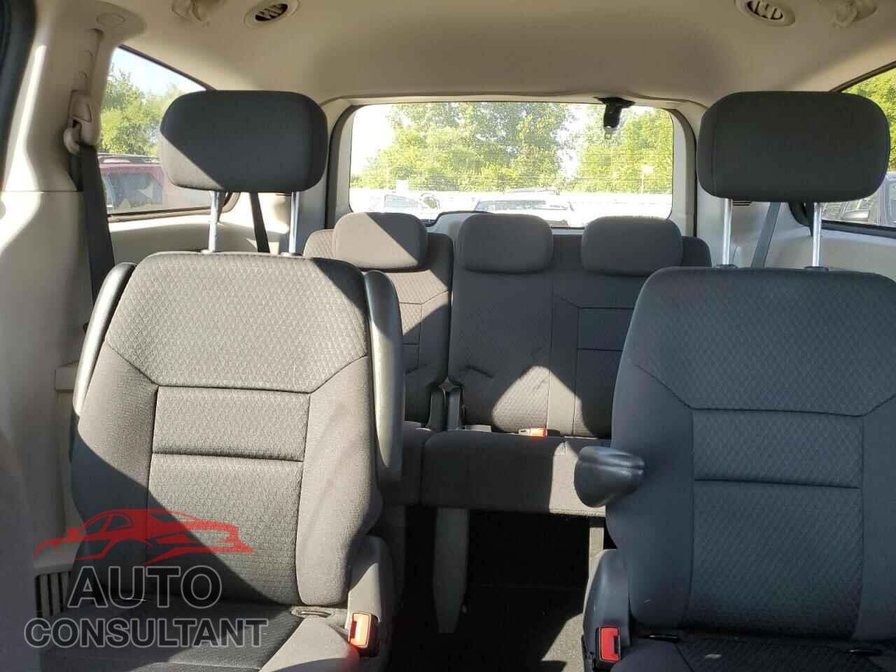 DODGE CARAVAN 2010 - 2D4RN4DE1AR182114