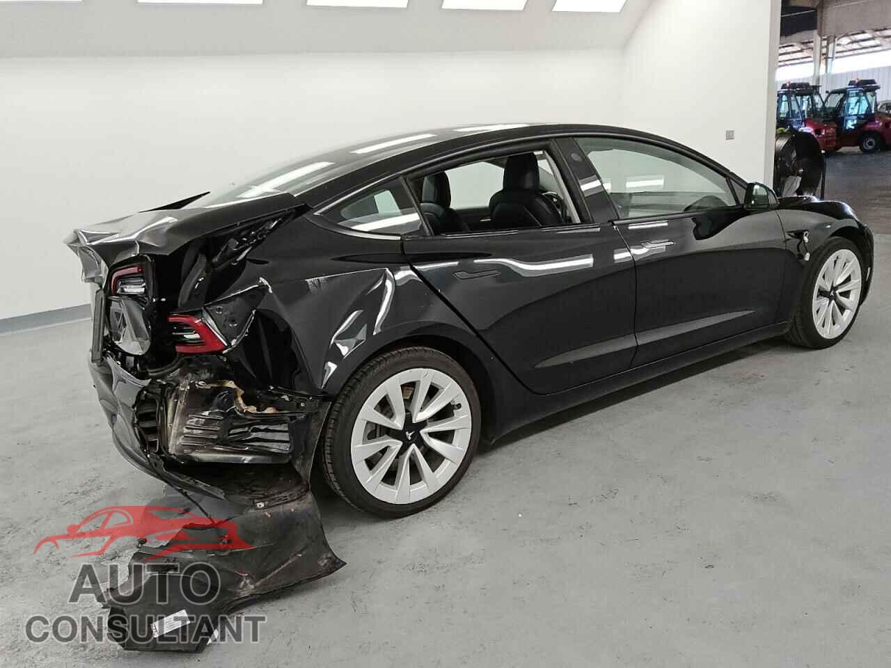 TESLA MODEL 3 2022 - 5YJ3E1EA5NF289701